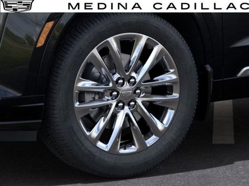 New 2025 Cadillac XT6 Premium Luxury image 9