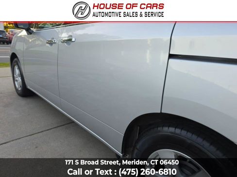 Used 2016 Nissan Quest SV w/ Leather Package FWD image 17