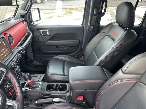 Used 2020 Jeep Wrangler Unlimited Rubicon w/ Dual Top Group AWD/4WD image 15