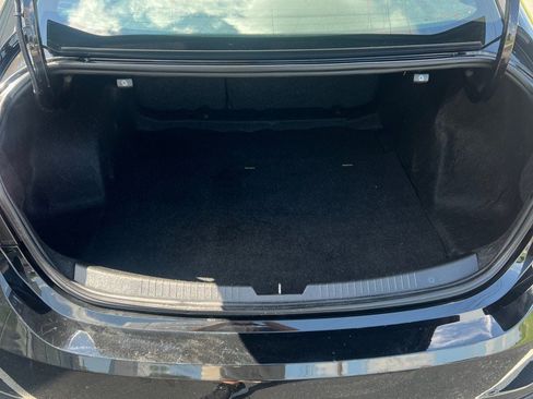 Used 2022 Chevrolet Malibu LT FWD image 13