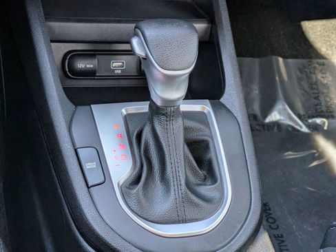 Used 2023 Kia Forte LXS image 20