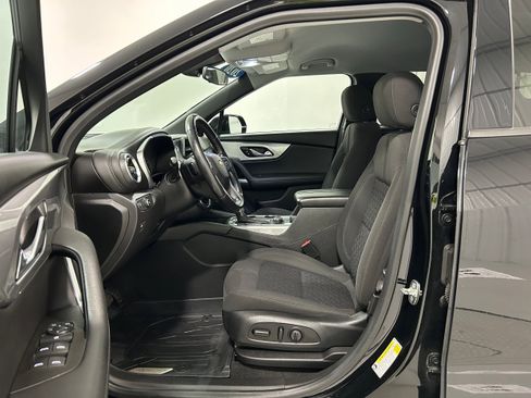 Used 2020 Chevrolet Blazer LT w/ LPO, Floor Liner Package AWD/4WD image 4