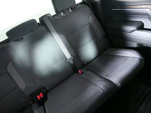 Used 2022 GMC Sierra 1500 SLE AWD/4WD image 14