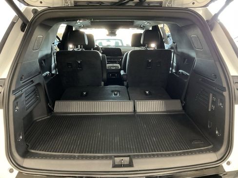 Used 2024 Chevrolet Traverse RS w/ LPO, Floor Liner Package image 25
