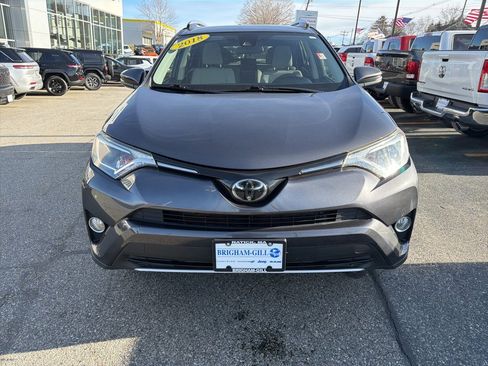 Used 2018 Toyota RAV4 XLE image 21
