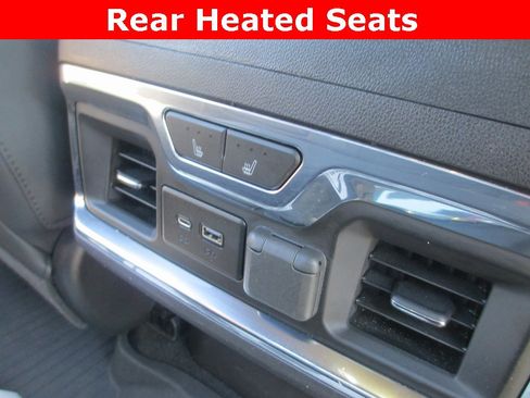 Used 2020 GMC Sierra 1500 AT4 w/ Off-Road Performance Package image 25