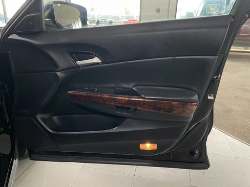 Used 2011 Honda Crosstour EX-L image 29