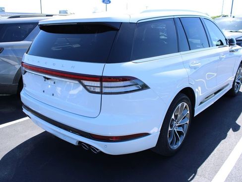 Used 2023 Lincoln Aviator Grand Touring w/ Class IV Trailer Tow Package AWD/4WD image 5
