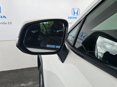 Used 2024 Toyota RAV4 XLE FWD image 27