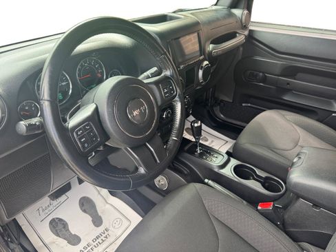 Used 2016 Jeep Wrangler Unlimited Sport w/ Connectivity Group image 3