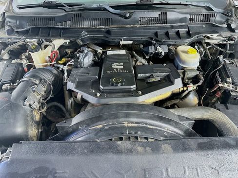 Used 2018 RAM 2500 Tradesman w/ Chrome Appearance Group AWD/4WD image 30