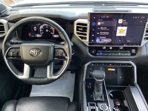 Used 2023 Toyota Tundra Platinum AWD/4WD image 17