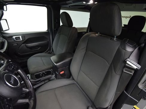 Used 2022 Jeep Wrangler Sport image 16