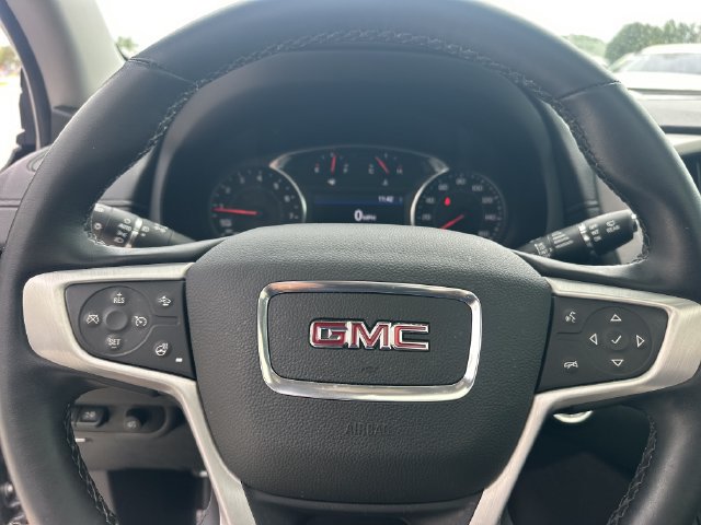 Used 2023 GMC Terrain SLT w/ Tech Package FWD image 23