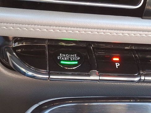 Used 2022 Lincoln Nautilus Reserve image 23