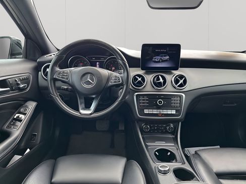 Used 2018 Mercedes-Benz GLA 250 image 23