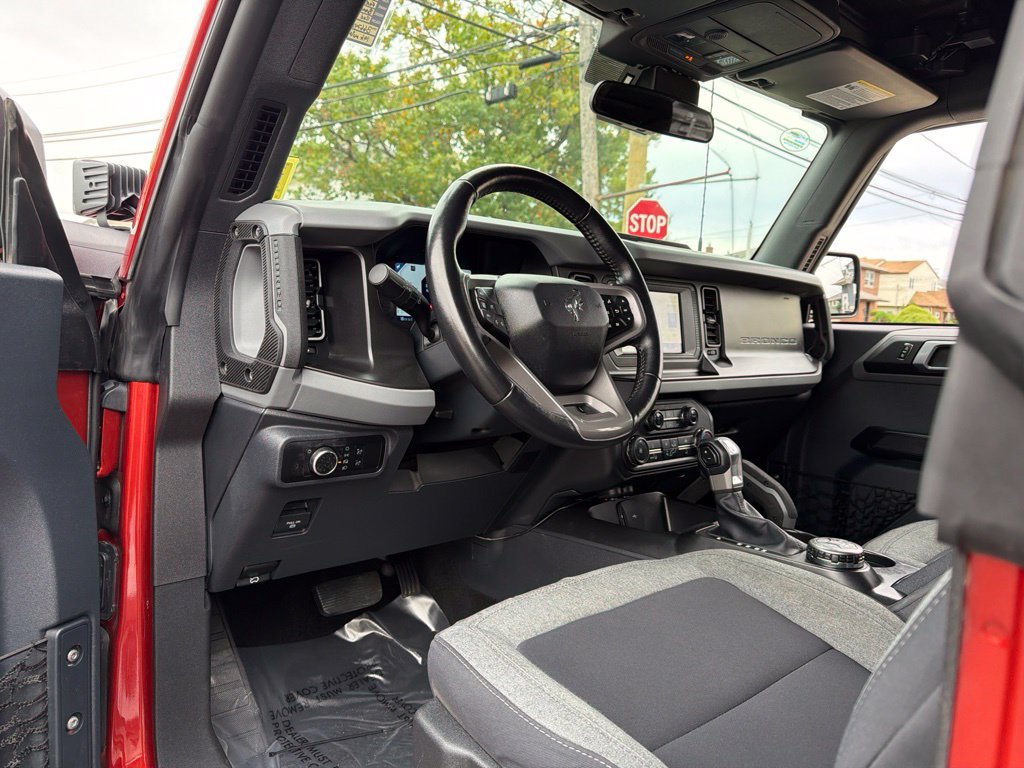 Used 2023 Ford Bronco Big Bend w/ Sasquatch Package AWD/4WD image 31