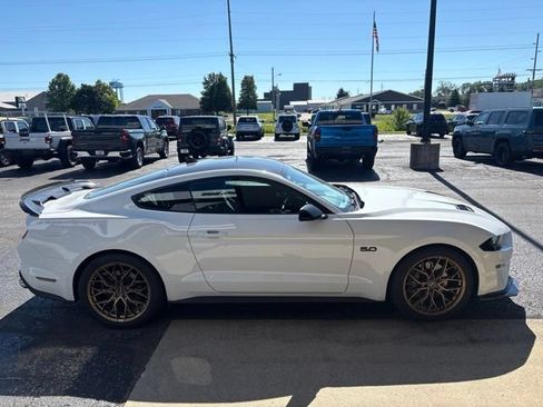 Used 2021 Ford Mustang GT RWD image 6