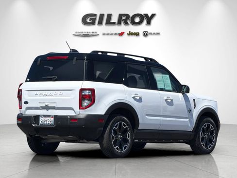 Used 2025 Ford Bronco Sport Outer Banks AWD/4WD image 4