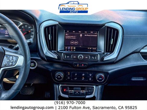 Used 2022 GMC Terrain SLE image 12