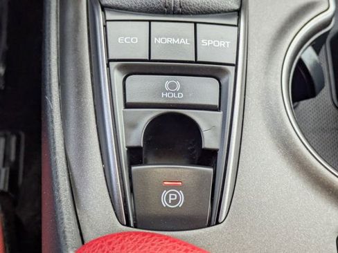 Used 2022 Toyota Camry XSE image 16