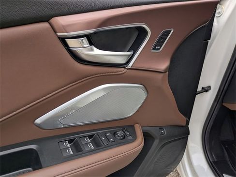 Certified 2025 Acura RDX w/ Technology Package image 22