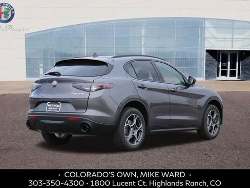 New 2025 Alfa Romeo Stelvio Sprint image 6