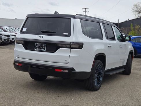 New 2026 Jeep Grand Wagoneer L 4WD image 11
