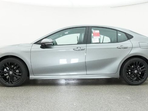 New 2026 Toyota Camry SE FWD image 22