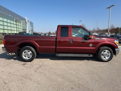 Used 2016 Ford F250 XLT w/ XLT Interior Package image 10
