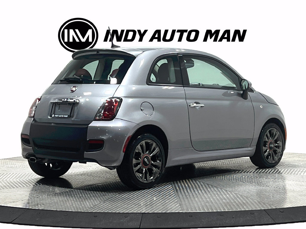 Used 2017 FIAT 500 Pop w/ Sport Appearance Package FWD image 4