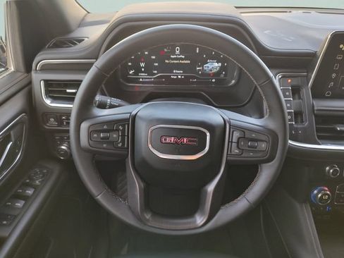 Used 2024 GMC Yukon AT4 w/ Technology Package AWD/4WD image 11