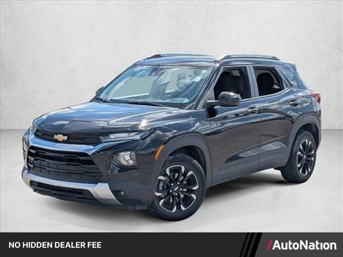 Used 2023 Chevrolet TrailBlazer LT FWD image 1