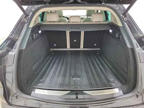 Used 2023 Maserati Grecale GT image 10