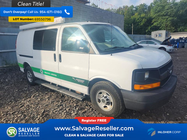 Used 2014 Chevrolet Express 2500 RWD image 5