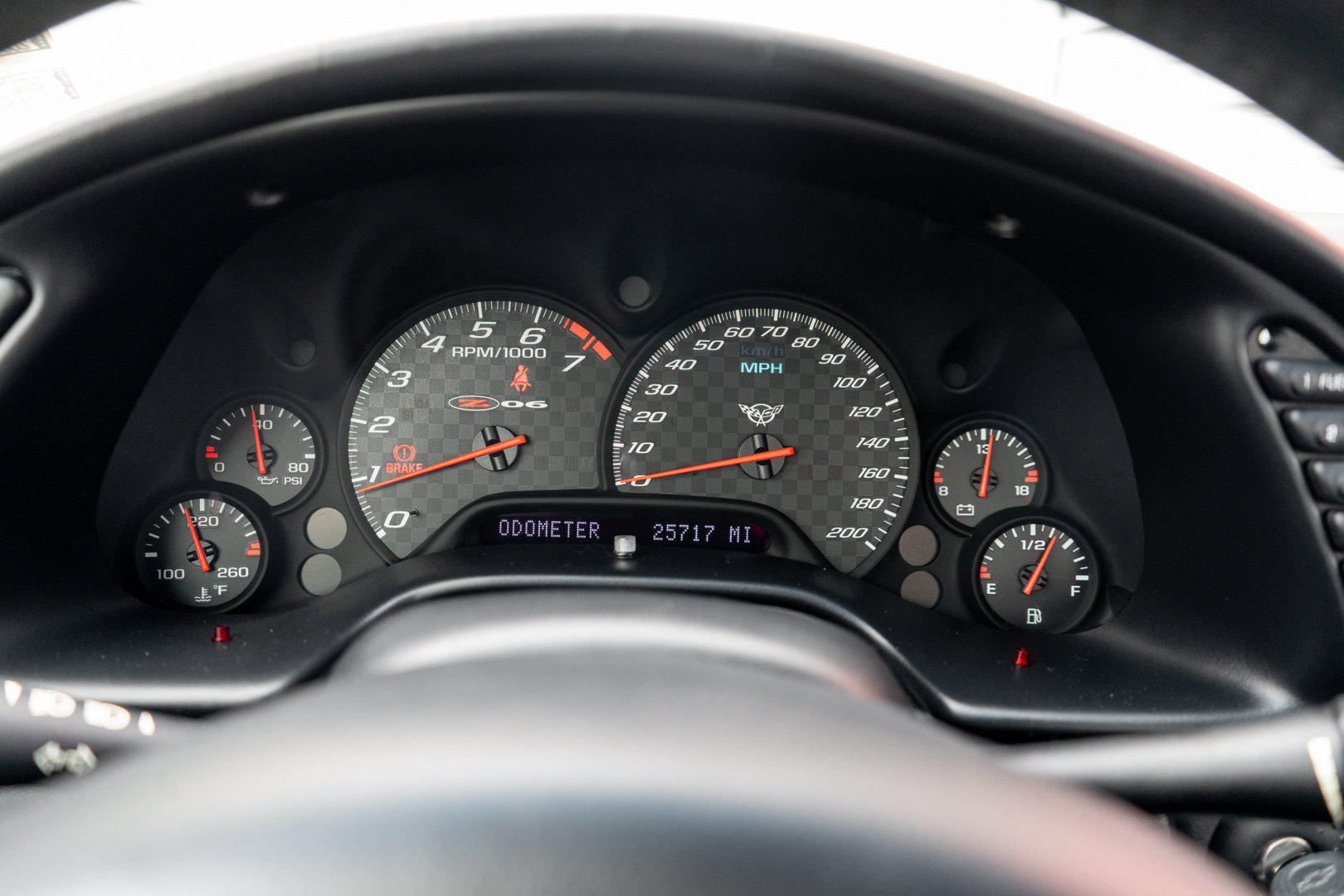 Used 2001 Chevrolet Corvette Z06 w/ Memory Pkg RWD image 13