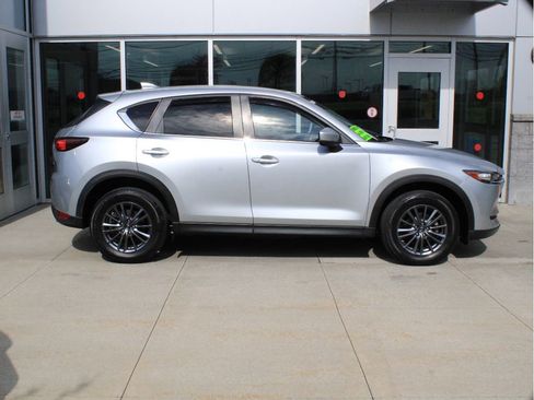 Used 2019 MAZDA CX-5 Touring AWD/4WD image 4