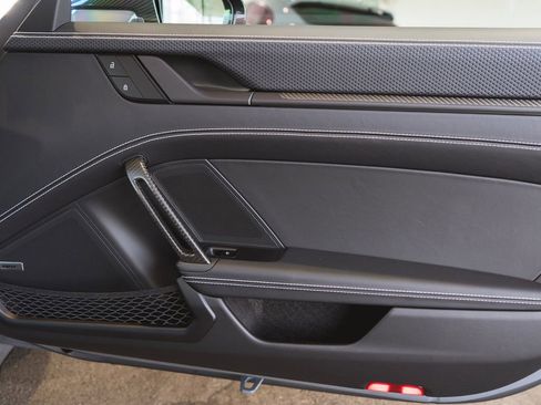 Used 2025 Porsche 911 GT3 image 33