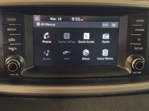 Used 2020 Kia Sorento LX image 25