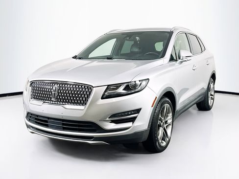 Used 2019 Lincoln MKC Reserve w/ MKC Climate Package image 3