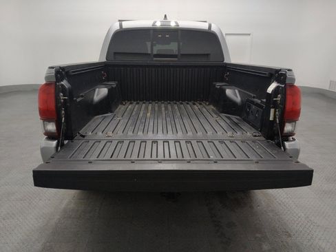 Used 2020 Toyota Tacoma SR w/ SR Convenience Package image 29
