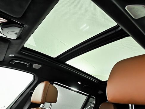 Used 2024 BMW ALPINA XB7 AWD/4WD image 20