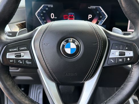 Used 2024 BMW X5 xDrive40i AWD/4WD image 11