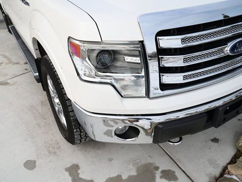 Used 2014 Ford F150 Lariat w/ Equipment Group 502A Luxury image 11