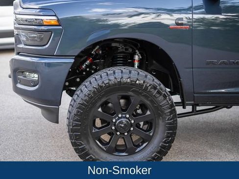 Used 2026 RAM 2500 Laramie AWD/4WD image 10