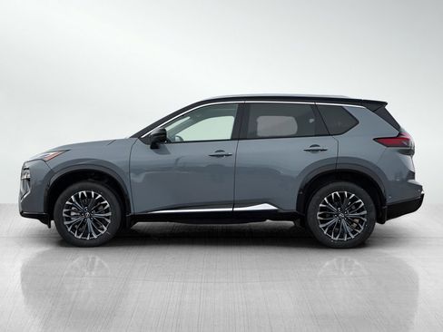 New 2026 Nissan Rogue Platinum image 4