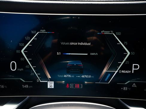 Used 2023 BMW i7 xDrive60 AWD/4WD image 35