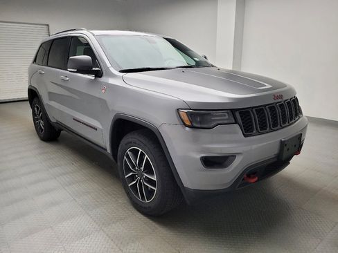 Used 2021 Jeep Grand Cherokee Trailhawk w/ Premium Lighting Group AWD/4WD image 13