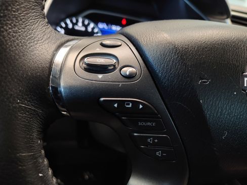 Used 2024 Nissan Murano SV FWD image 17