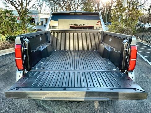 New 2025 Toyota Tacoma SR5 image 32